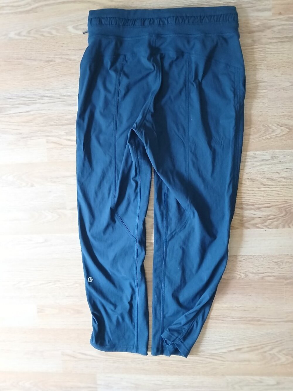 Lululemon Dance Studio Crop Pant 25" Inseam True Navy Size 6 - Picture 4 of 10